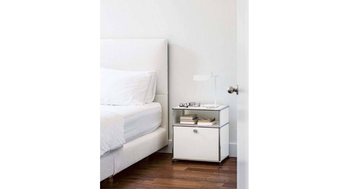 USM, USM Haller night table