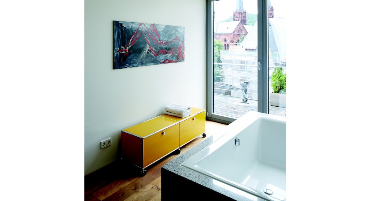 USM, USM Haller sideboard