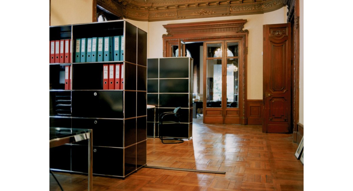 USM, USM Haller modular shelving