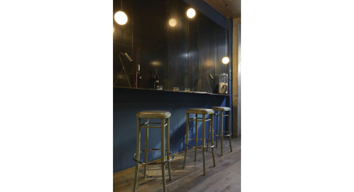 vienna 144 - taburete alto sin respaldo - Gebrueder Thonet Vienna - MINIM - lifestyle