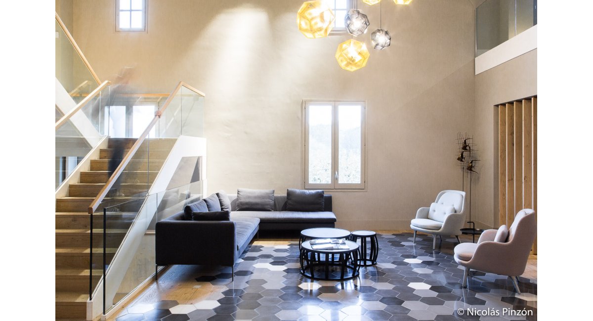 Proyecto mobiliario La Roca Village Barcelona