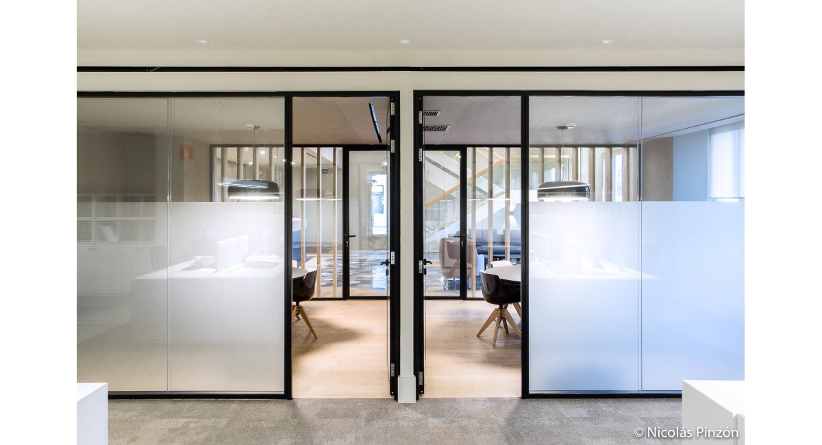 Proyecto mobiliario La Roca Village Barcelona