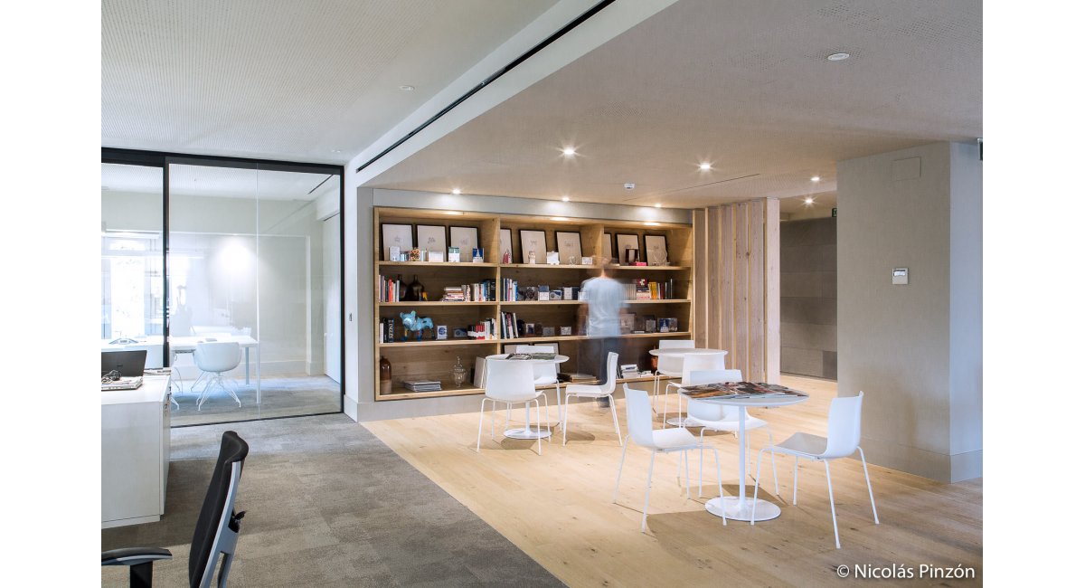 Proyecto mobiliario La Roca Village Barcelona