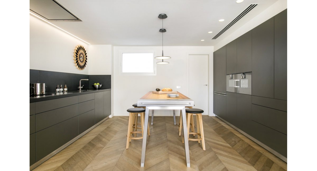 Piso familiar en Sant Gervasi by MINIM Barcelona