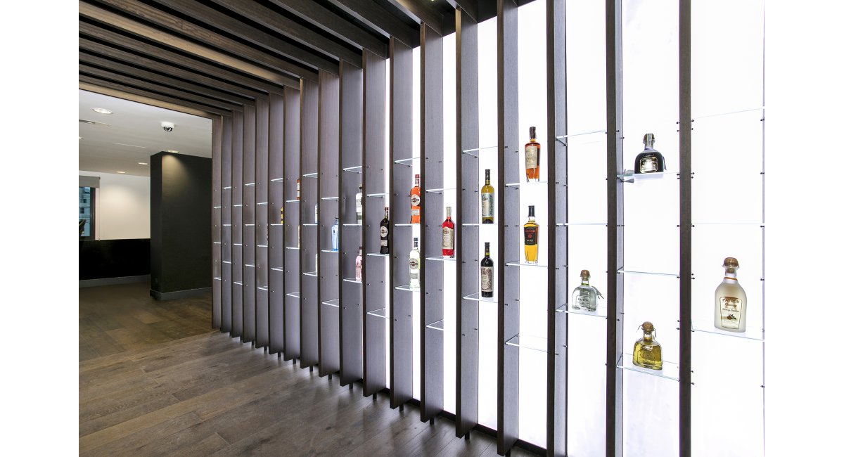 MINIM amueblamiento oficinas Bacardi Barcelona