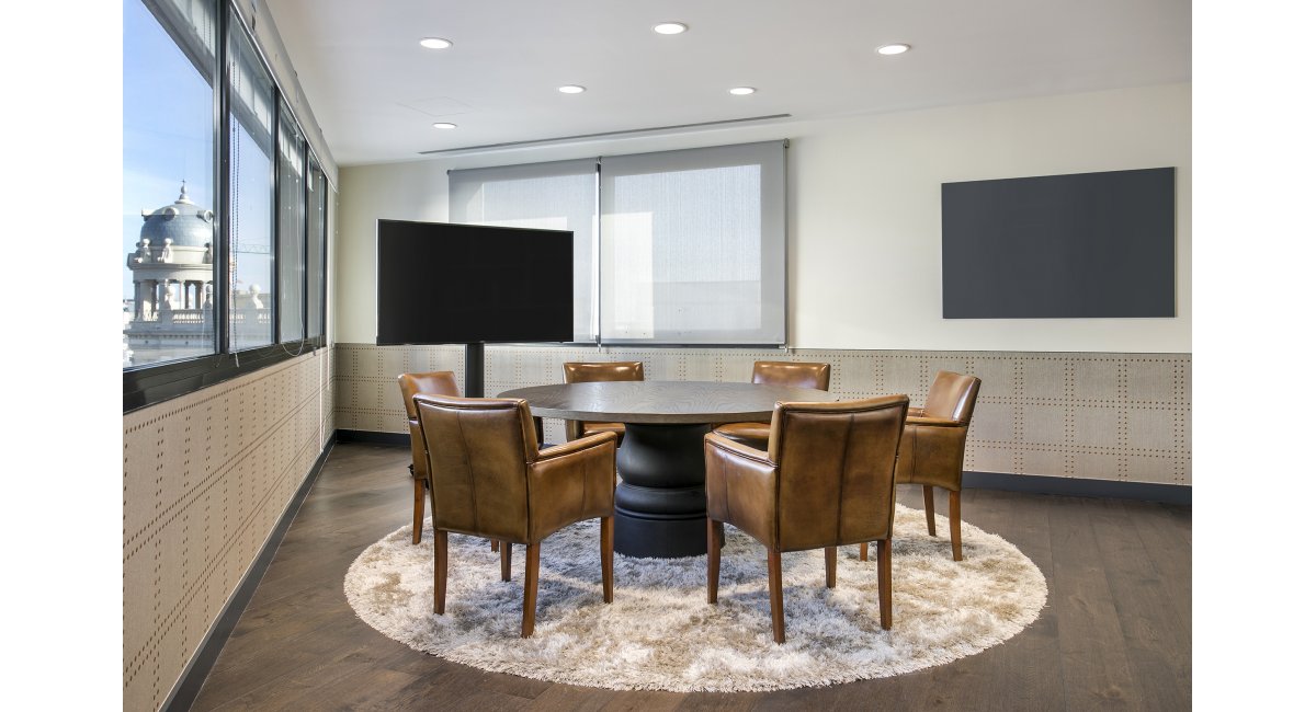 MINIM amueblamiento oficinas Bacardi Barcelona