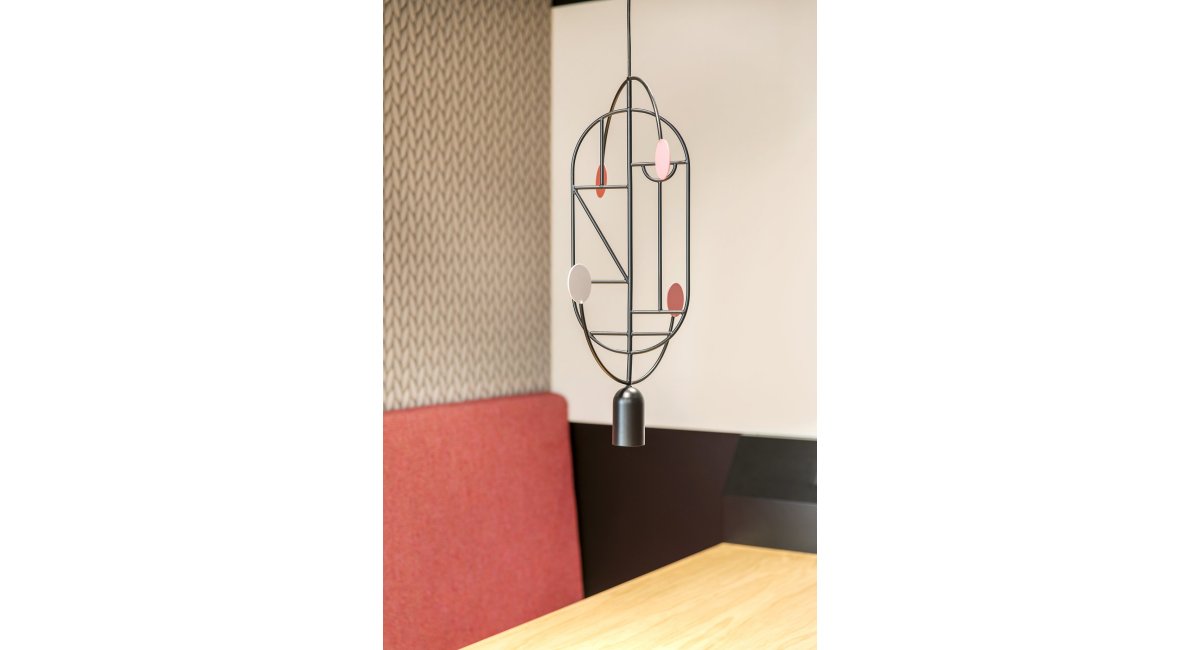 MINIM amueblamiento oficinas Bacardi Barcelona