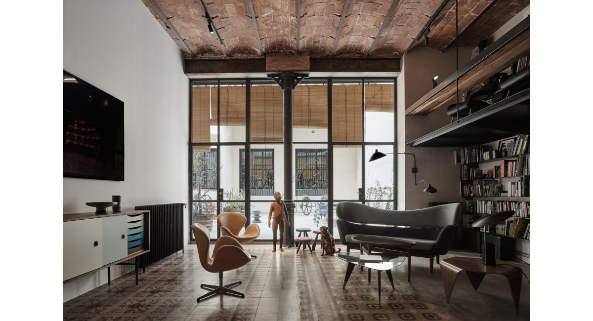 Loft industrial, Barcelona MINIM mobiliario iluminación