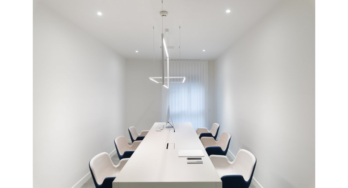 Minim-Instituto Clavel- sala de reuniones - Clínica - Interiorismo - Diseño de interiores - diseño contemporaneo - diseño moderno