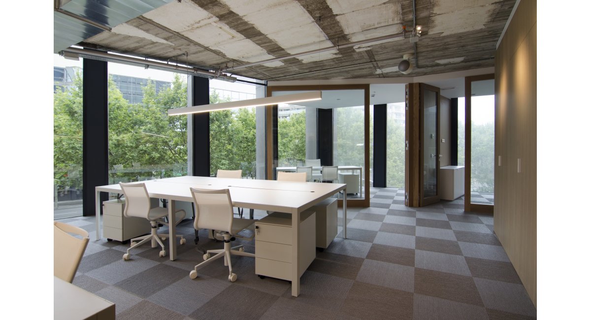 Oficinas Mediapro, Barcelona mobiliario MINIM