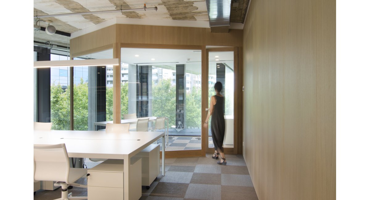 Oficinas Mediapro, Barcelona mobiliario MINIM