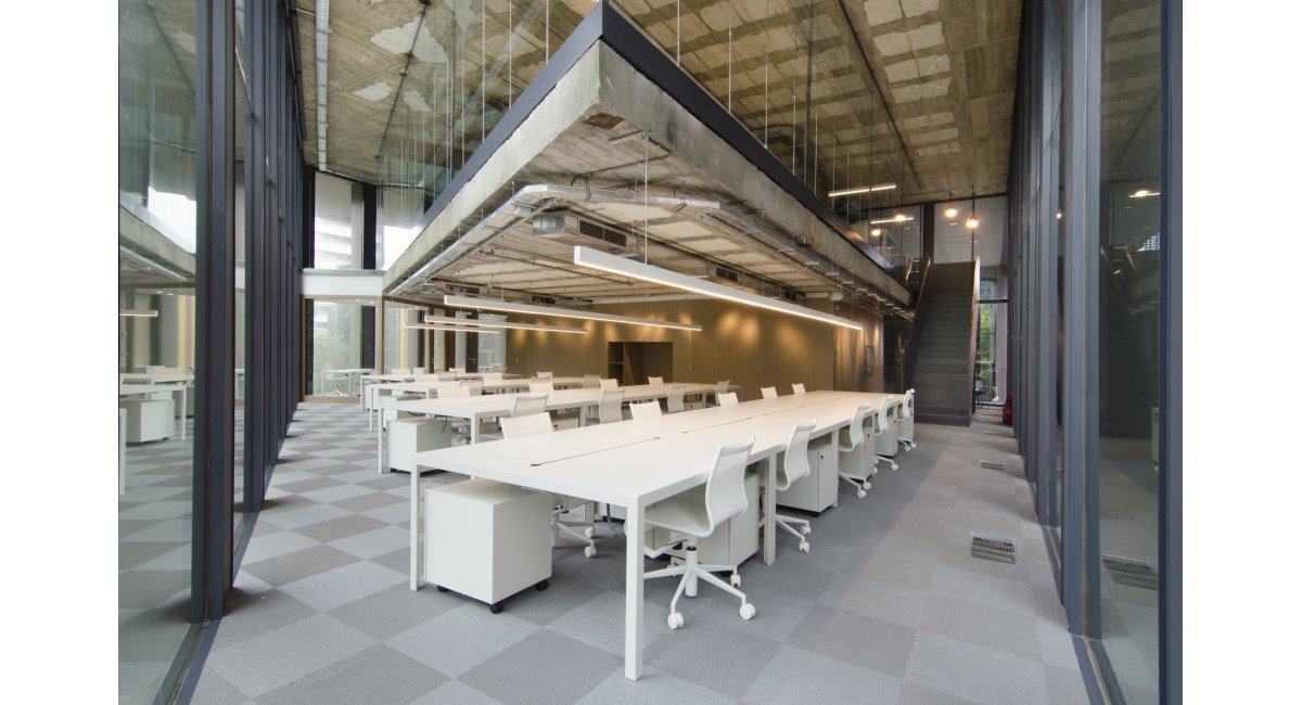 Oficinas Mediapro, Barcelona mobiliario MINIM