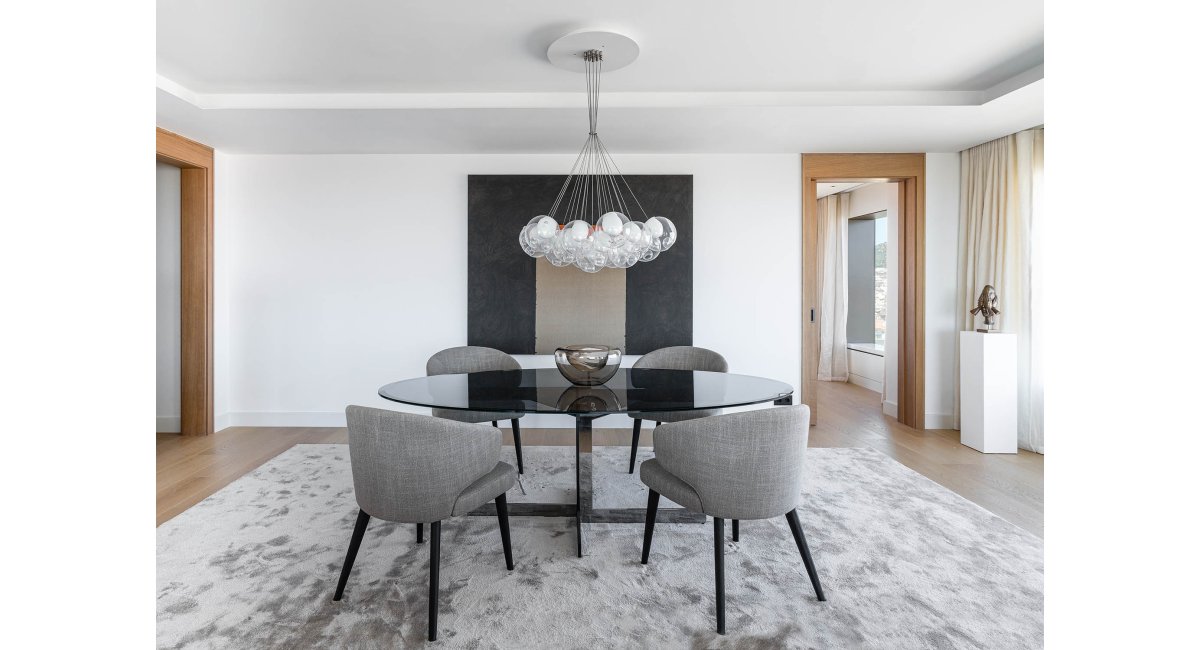 Vivienda en el corazón de Barcelona MINIM mobiliario iluminación
