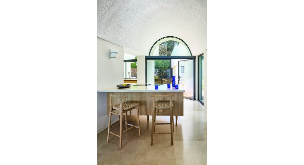 Casa Raventós, Calella de Palafrugell, interior with furniture advised by MINIM