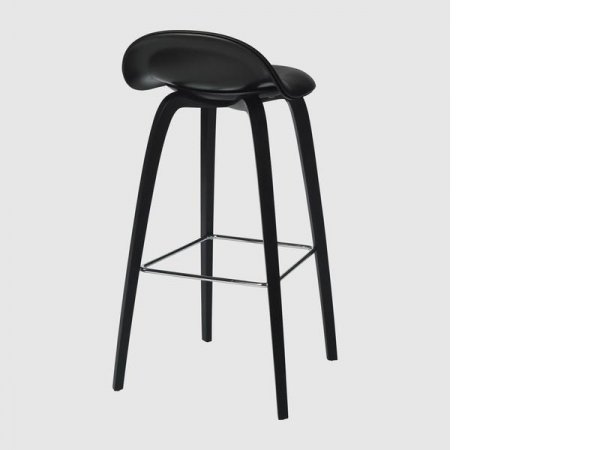 3D_taburete alto_madera_GUBI_MINIM