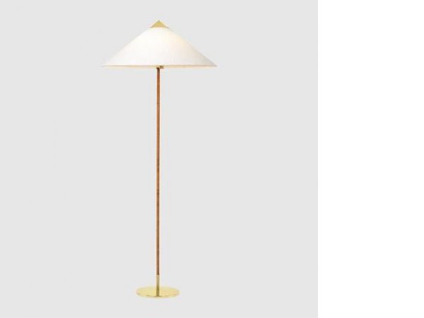 9602_FloorLamp_lámpara de pie_Gubi_MINIM