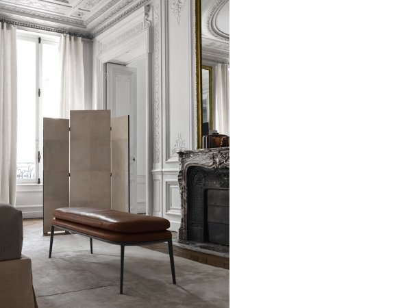 Caratos_banco_tejidos_piel_varios colores_barnizados_BB Italia_lifestyle_MINIM