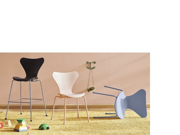 FritzHansen_Serie7ChildrensChairJunior_Jacobsen_MinimShowroom