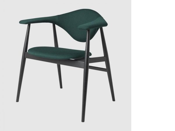 Masculo_Dining Chair_silla de comedor de madera_tapizado verde_Gubi_MINIM