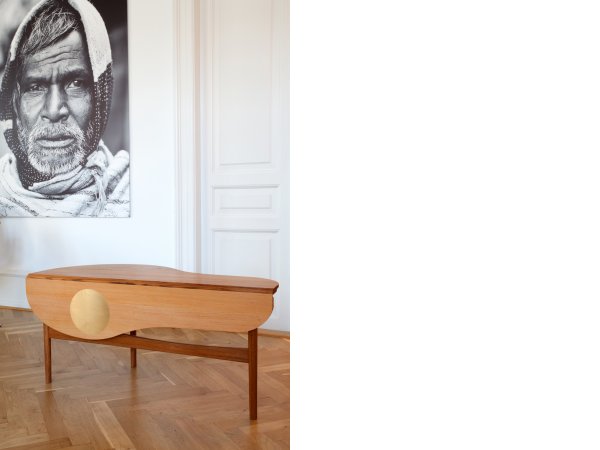 House of Finn Juhl, Butterfly table
