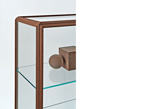 Molteni, 45 vetrina