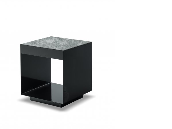 Minotti, Elliott