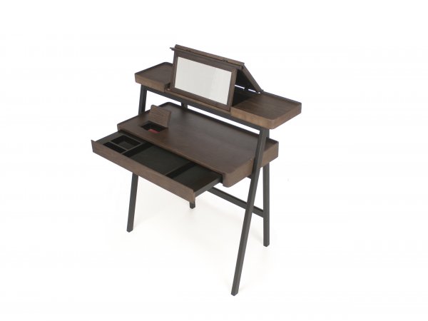 De La Espada, Tray Desk