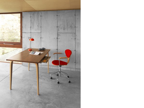 Cherner, Studio desk