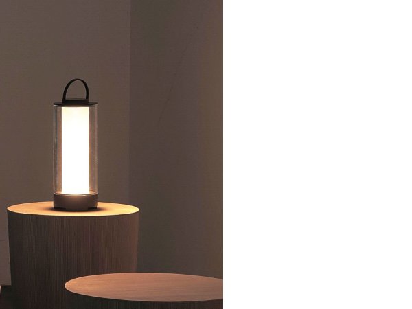 Viabizzuno-lanternatirolese-johnPawson2020-MINIMShowroom