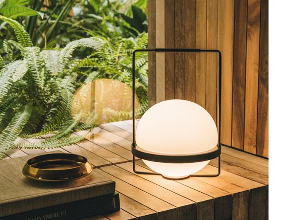 Vibia-PalmaSobremesa-AntoniArola-MINIM Showroom